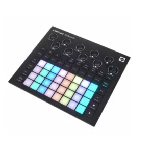 GROOVEBOX NOVATION CIRCUIT TRACKS