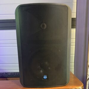 MACKIE MONITOR 8